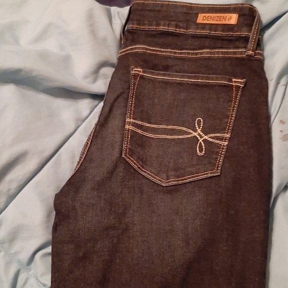 Jeans - Picture 2 of 3